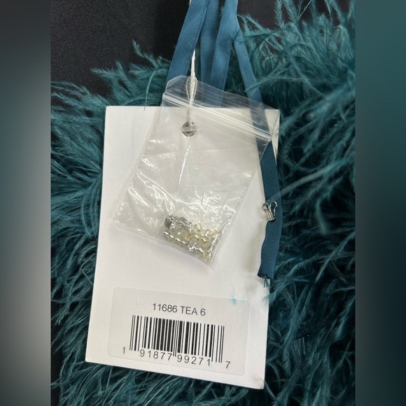 MAC DUGGAL 11686 NWT Strapless Feather Rhinestone Detailed Gown - Picture 7 of 9